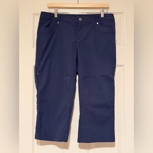 Women’s Kuhl Capri Pants Blue Hiking Outdoor Zip Pocket Cropped Size 12